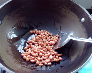 Peanuts with Pepper and Sesame Oil recipe