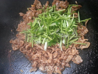 Stir-fried Lamb with Coriander Sticks recipe