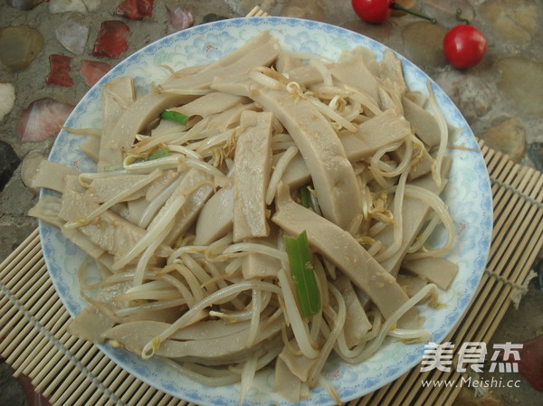 Stir-fried Chinese Intestines with Mung Bean Sprouts recipe