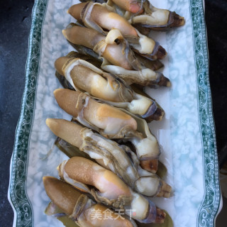 The King of Oil Razor Clams recipe