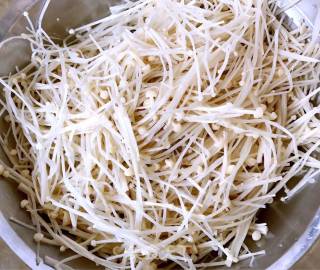 Spicy Enoki Mushroom recipe