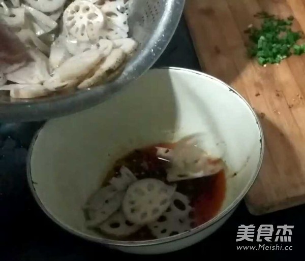 Spicy Cold Lotus Root recipe