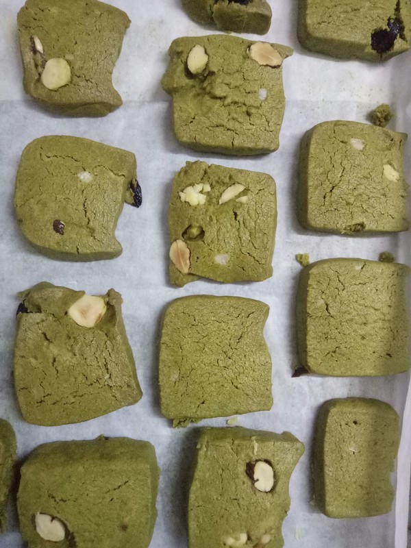 Nut Matcha Cookies recipe