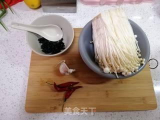 Steamed Enoki Mushrooms with Black Bean and Garlic recipe