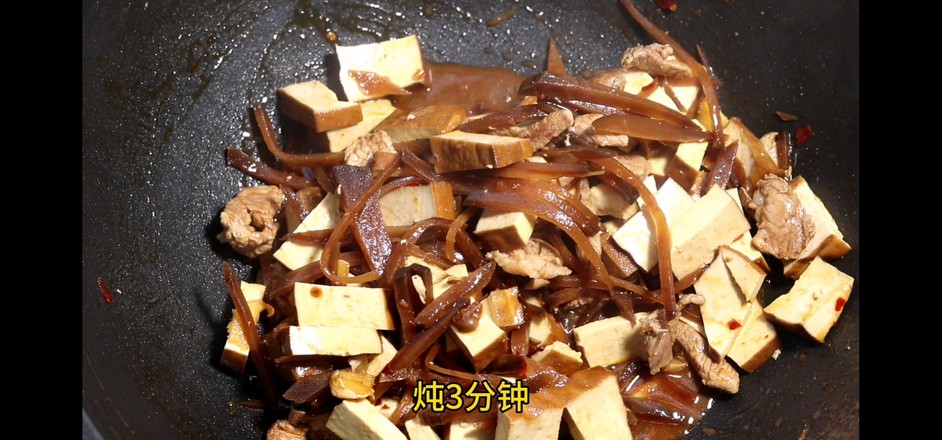 Xiangyang Kohlrabi Stir-fried Bean Curd recipe