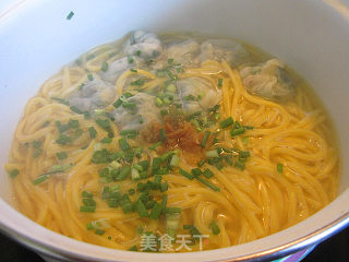 Cabbage Vegetarian Wanton Noodles recipe