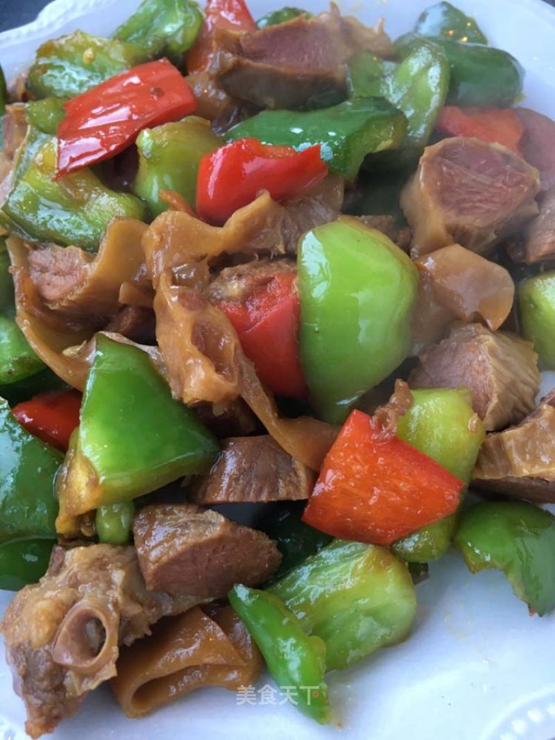 Stir-fried Pork with Vegetables and Peppers recipe