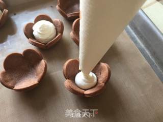 Yingtai Gourmet Club---mini Chocolate Plum Pie recipe