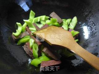 Stir-fried Goose Blood with Hot Pepper recipe