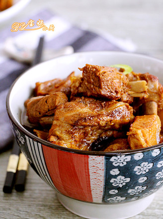 Stewed Pork Belly with Home-cooked Bones, The Most Enjoyable One Pot recipe