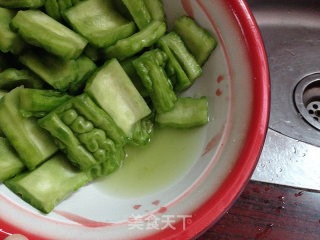 Soy Bitter Gourd Pork Bone Soup recipe