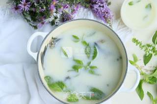Fragrant Crucian Carp Soup recipe