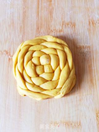 Pumpkin Hydrangea Bread recipe
