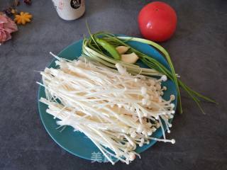 Stir-fried Tomatoes with Enoki Mushroom recipe