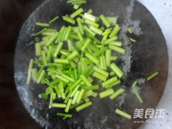 Celery Mixed with Lake Shrimp recipe