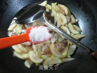 Pork Slices and Long Melon Boiled Vermicelli recipe