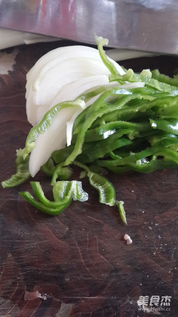 Sizzling Black Pepper Beef Tenderloin Pasta recipe