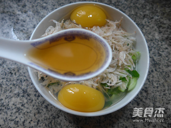 Fried Duck Eggs with Shrimp Skin and Vegetable recipe