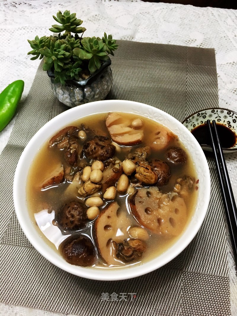 Bone Lotus Root Peanut Soup recipe