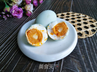 The Oily Pickled Duck Eggs recipe