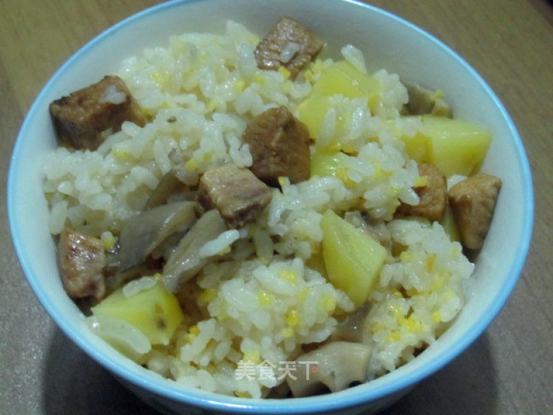 Potato Chicken Mushroom Braised Rice