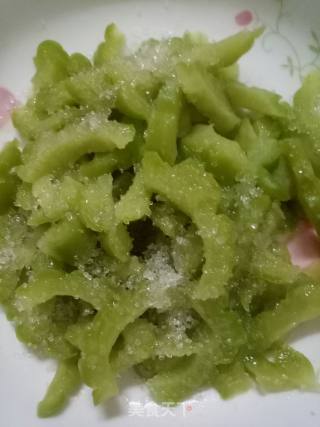 Bitter Melon Mixed with White Sugar recipe