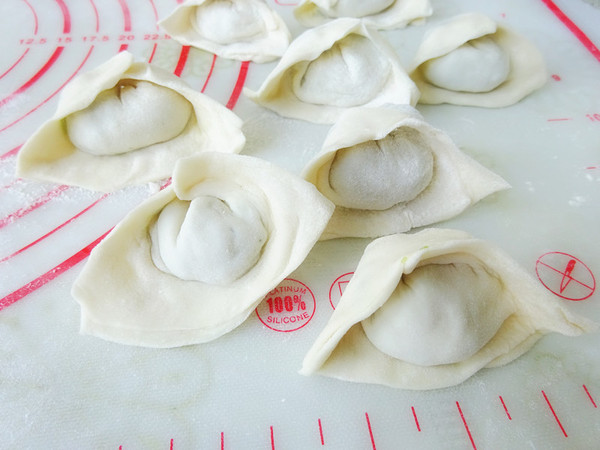 Green Pepper Pork Wonton recipe