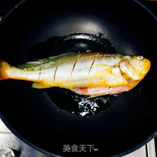 Fish Dishes Fast-handed Dishes-stewed Yellow Croaker recipe