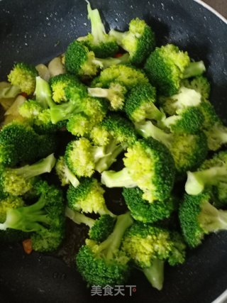 Broccoli in Oyster Sauce recipe