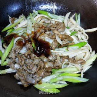 Fried Pleurotus Eryngii with Sliced Pork recipe