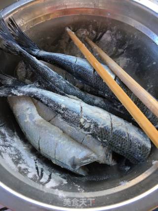 Dry Fried Fresh Mackerel recipe