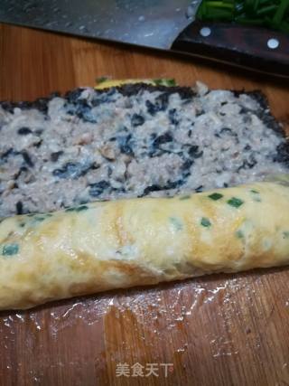 Pork Seaweed Egg Roll recipe