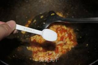 Simple and Delicious - Scrambled Eggs with Tomatoes recipe