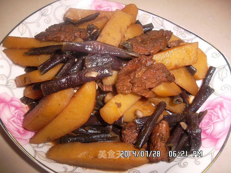 Potato Stew with Purple Beans recipe