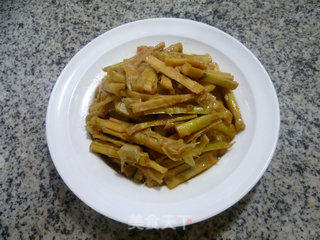 Braised Feet and Bamboo Shoots recipe