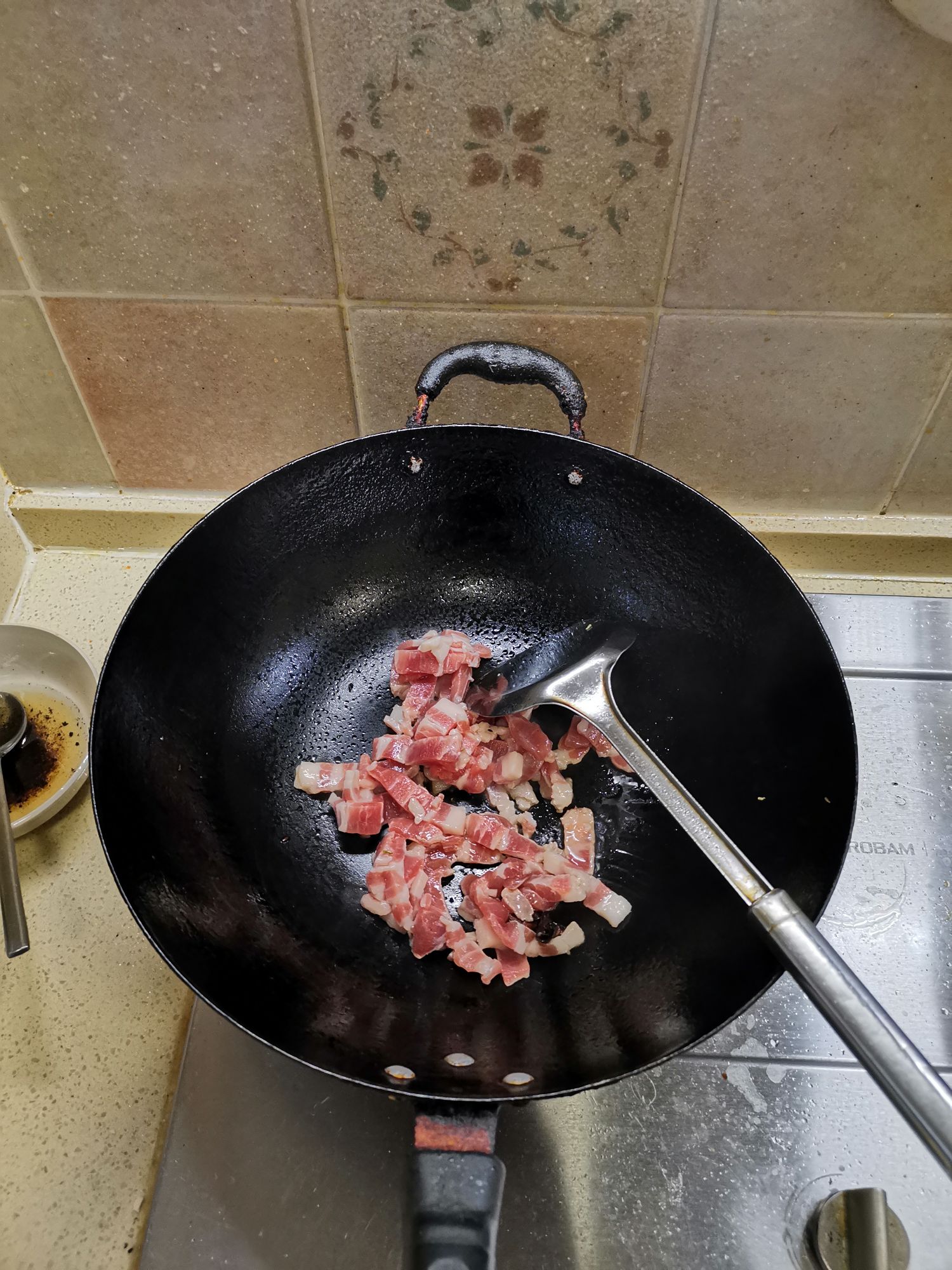 Stir-fried Pork with Home-style Beans recipe