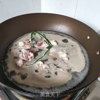 Lotus Root Bone Soup recipe