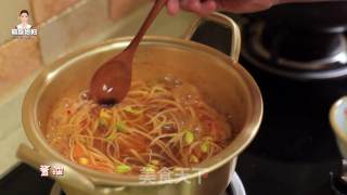 Korean Spicy Cabbage Bean Sprout Soup recipe