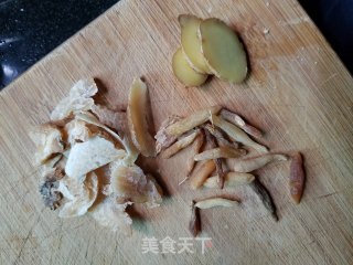 Stewed Ribs with Gastrodia Ophiopogon recipe