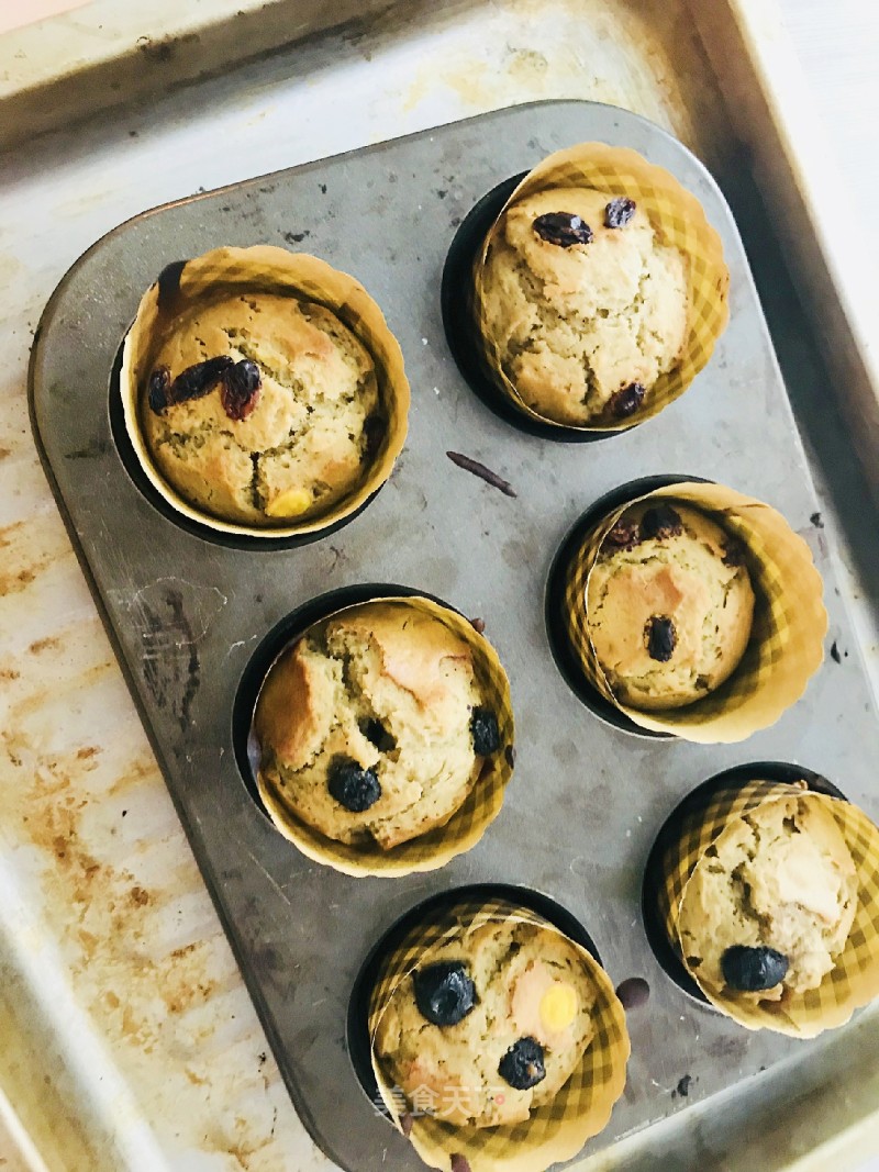 Matcha Oatmeal Muffins recipe