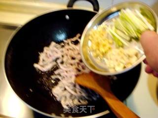 The Famous Northern Dish "shredded Pork" recipe