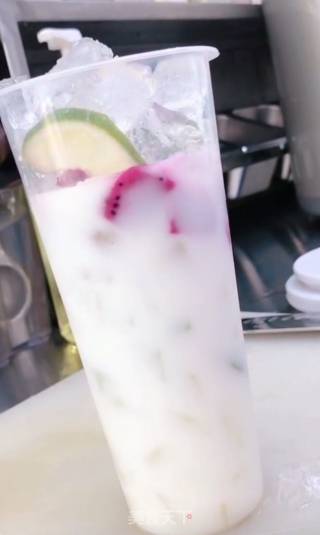 Yogurt Dragon Fruit recipe