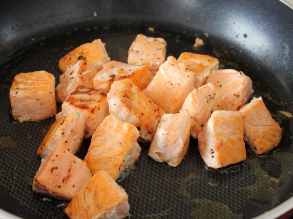 Baked Salmon with Salted Egg Yolk recipe