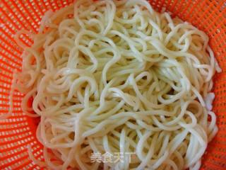 [jianjiang Noodles, Made in A Pattern] Fried Noodles with Minced Pork and Nuts recipe