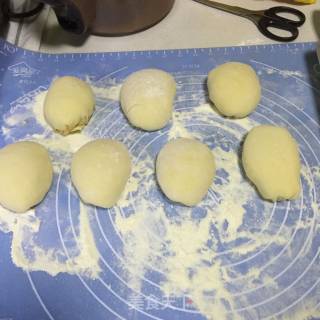 Hedgehog Bean Paste Buns recipe