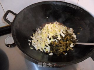 Stir-fried Shredded Pork with Pickled Vegetables and Bamboo Shoots recipe