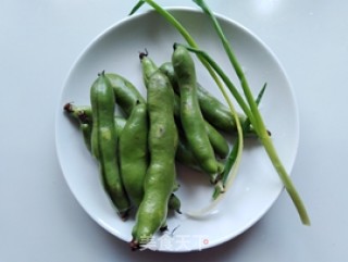 Broad Beans with Scallion Oil recipe