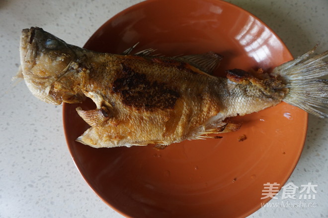 Qingming Spring Bamboo Shoots Roasted Sea Bass recipe