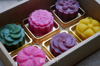 #新良第一节烤大赛# Peach Mountain Skin Moon Cakes recipe