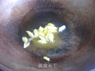 Stir-fried Rouge Lotus Root recipe